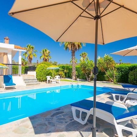 Villa Chrystalla ネオ・チョリオ エクステリア 写真